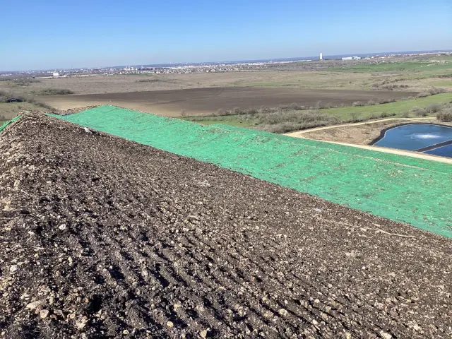 Hydromulching landscape